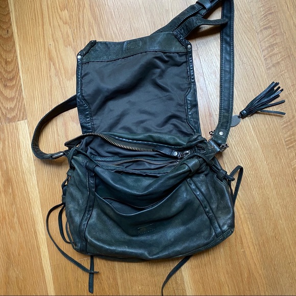 Olivia Harris leather bag w/ metal stud detailing and side tassel chain - Picture 3 of 11